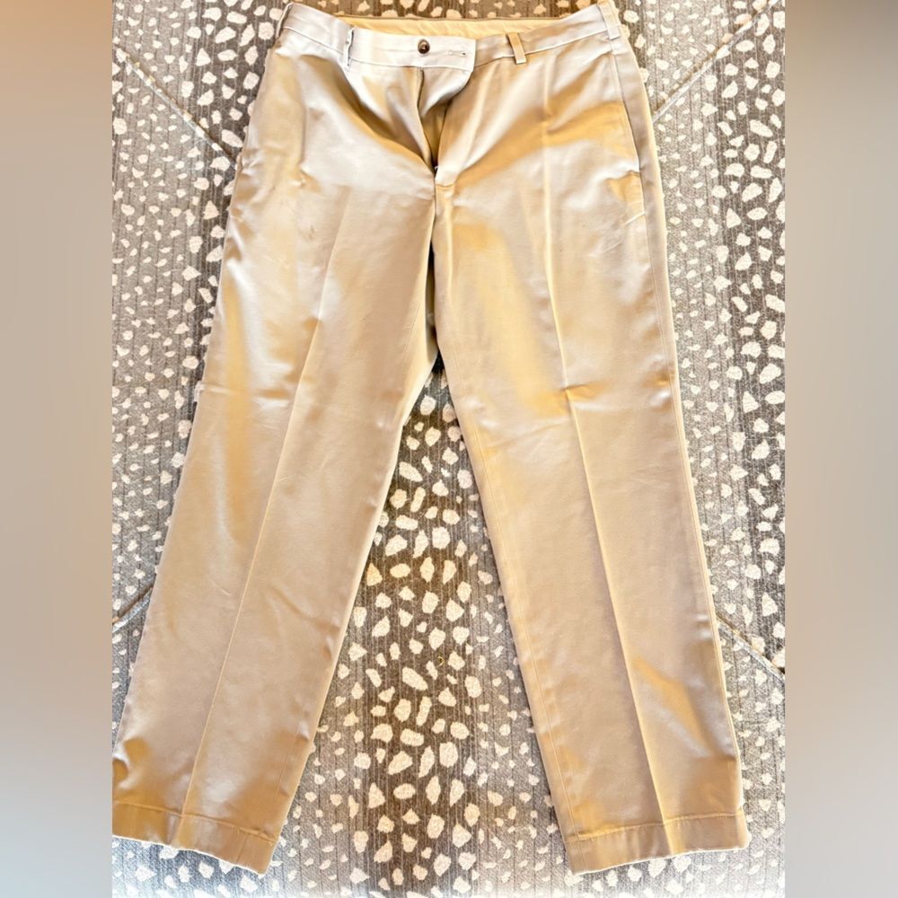 M50- Brooks Brothers Tan Men's Straight Leg Pants